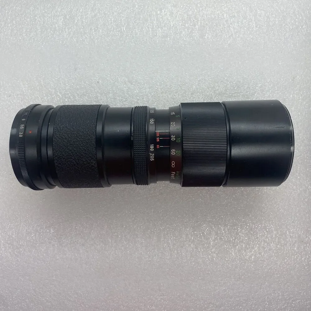 Vivitar 85-205mm f/3.8 Tele-Zoom Lens for Nikon F mount [Made in Japan] Dirty